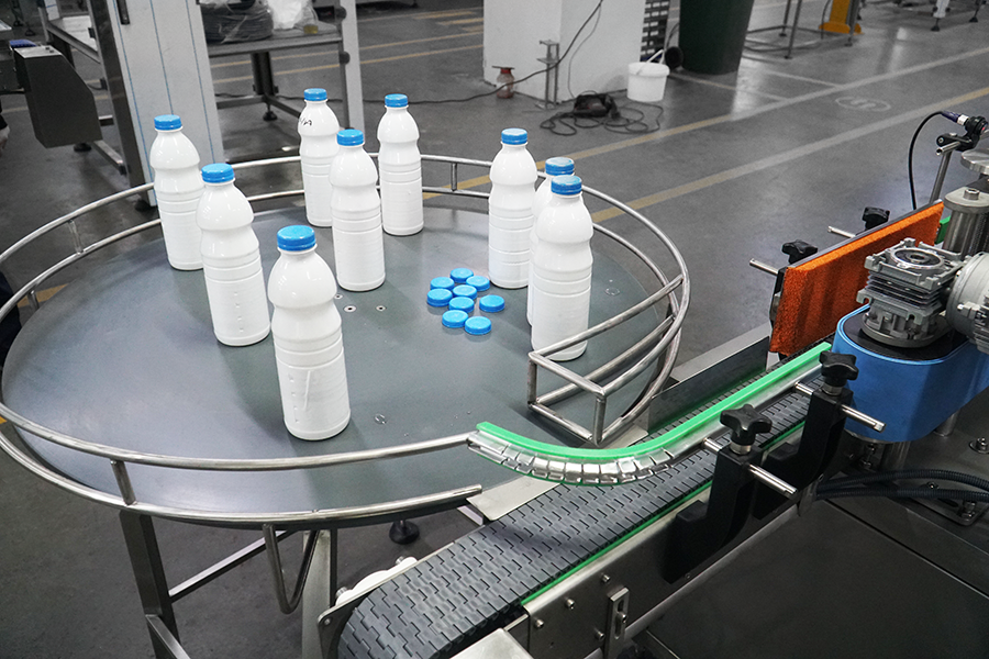 Milk Filling Machine